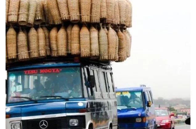 Bénin : colère du gouvernement contre les surcharges et la circulation des camions hors gabarit