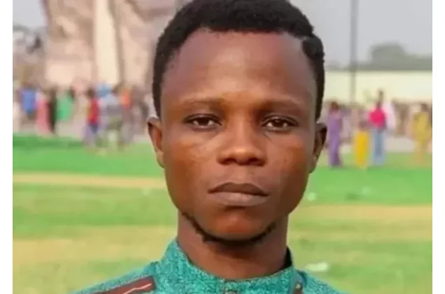 Bénin : 2 ans de prison ferme requis contre Schadrac Houngnibo, collaborateur de Kemi Seba à la Criet