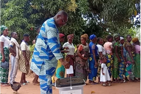 Le député Adomahou après son vote hier : « ...ça prouve que la démocratie est ancrée déjà dans nos mœurs »