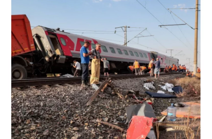Deux trains déraillent en Russie, l'Ukraine revendique des attaques sur le réseau ferroviaire
