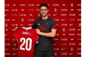 Diogo Jota : le numéro 20 du joueur décédé dans un accident de la route, "immortalisé" à Liverpool