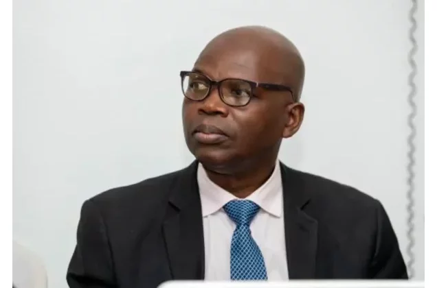 Le Bénin dans une nouvelle République après la révision de la constitution ? Réponse de l'universitaire Guillaume Attolou-Moumouni