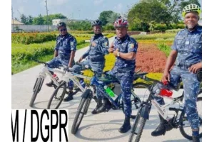 Cotonou : voici pourquoi la police organise désormais des patrouilles à vélo