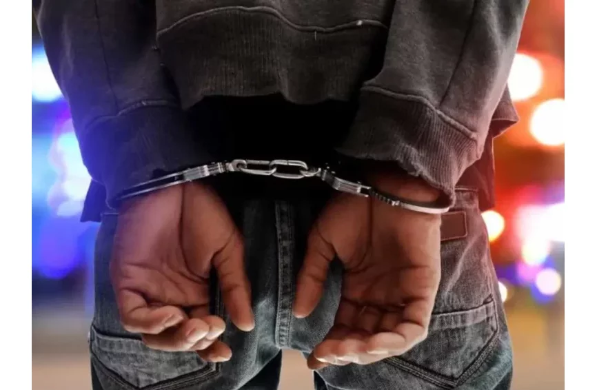 Côte d'Ivoire : arrestation d'un enfant de 14 ans pour outrage au Président de la République 