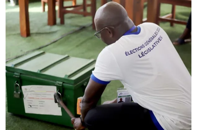 Législatives 2026 : la Cour constitutionnelle réceptionne les premières cantines