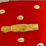 Allada : un portefeuille magique, 1,7 million de francs CFA en faux billets et 53 cartes SIM saisis, des dealers arrêtés