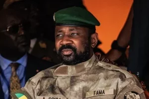 Mali : le parlement offre un mandat de 5 ans renouvelable « autant de fois que nécessaire » à Assimi Goïta 