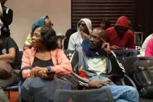 Guerre au Moyen-Orient : les premiers rapatriés gabonais accueillis à Libreville