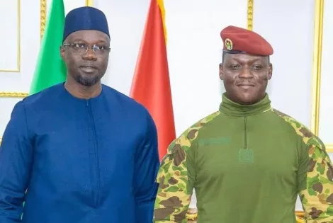 Sénégal : la visite du Premier ministre Ousmane Sonko au Burkina Faso critiquée