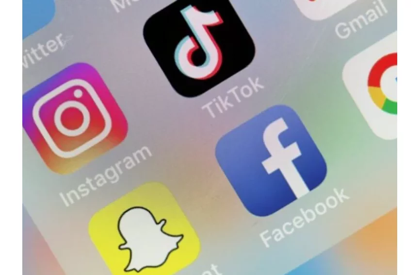 Au Bénin : la régulation des réseaux sociaux préoccupe la HAAC, Tiktok, Facebook et consorts dans le viseur