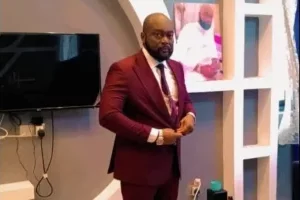 Présidentielle 2026 : qui est Judicaël Hounwanou, le journaliste à la vice-présidence aux côtés de Paul Hounkpè ?