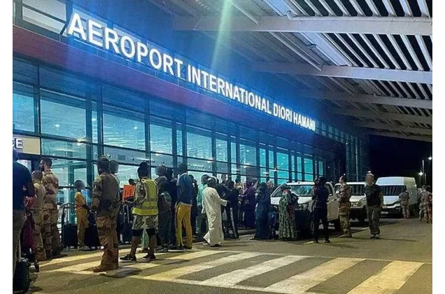 Attaque contre l'aéroport de Niamey : la Russie monte au créneau