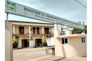 Bénin : la mise en garde de la DGES aux nouveaux bacheliers contre certaines écoles de santé à l'étranger
