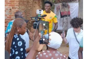 Tourisme au Bénin : le tiktokeur américain IshowSpeed en visite à Ouidah