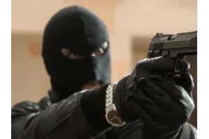 énin : une moto, des téléphones portables et de l'argent, emportés lors d'un cambriolage à Savè 