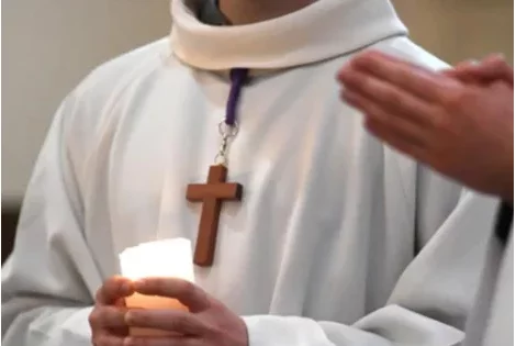 Fait divers : un prêtre béninois interpellé pour viol présumé sur mineure