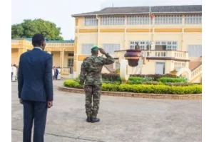 Assemblée nationale 10e législature : Djogbénou préside la première cérémonie de montée des couleurs