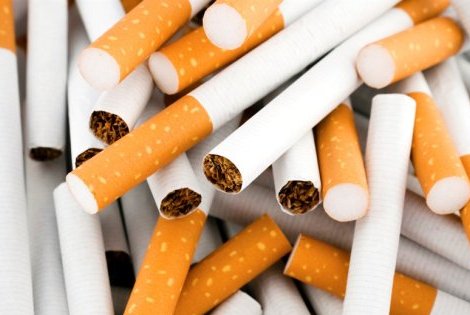 Cigarettes : les plages, les parcs ou les abords d'école, plus question de fumer dans ces lieux en France
