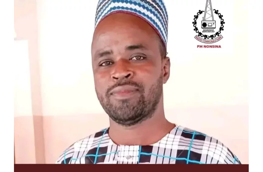Médias au Bénin : après sa garde à vue, le journaliste Djobo Bio libéré et placé sous convocation (Communiqué FeRCAB)