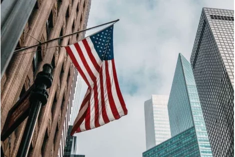 Étudiants béninois aux États-Unis : l'ambassade américaine alerte sur les dépassements de visa