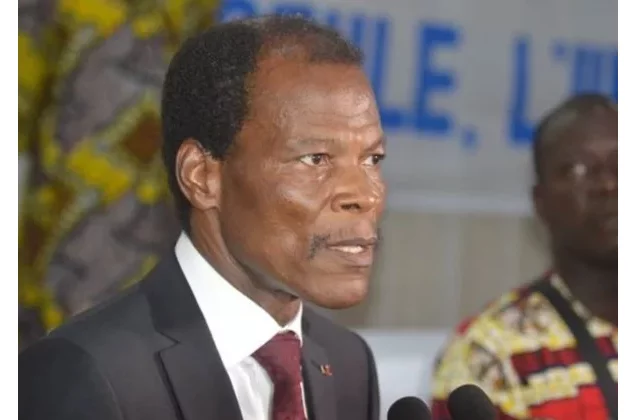 Bénin : Candide Azannaï de Restaurer l'Espoir déposé en prison