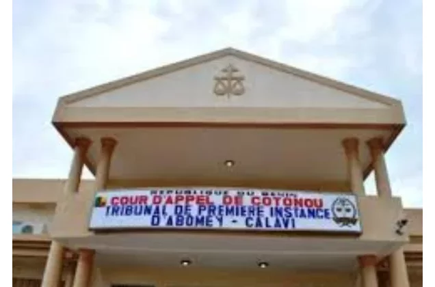 Bénin : 30 ans de prison ferme contre un jeune homme pour avoir assassiné un entrepreneur togolais