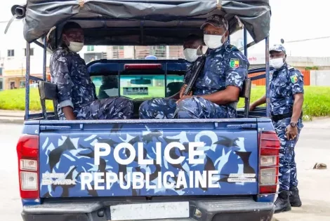 Bénin : un présumé voleur de téléphone arrêté à Parakou après une opération de vol de moto à Natitingou