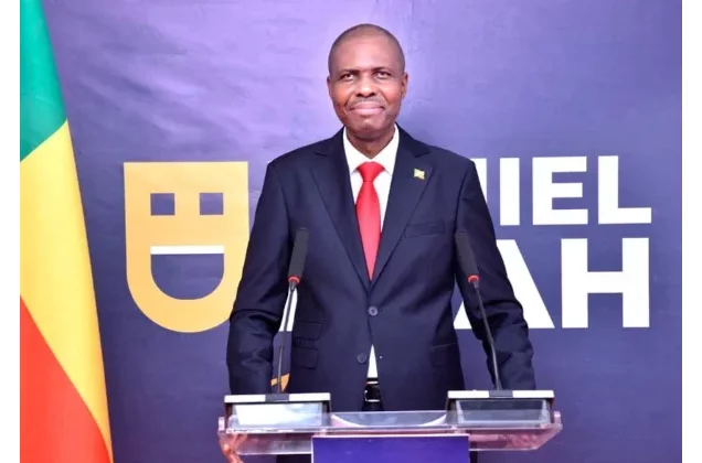 « Si cette révision vous paraît indispensable, permettez au peuple souverain de se prononcer par référendum », Daniel Edah