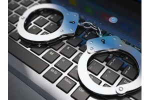 Lutte contre la cybercriminalité au Bénin : 56 personnes arrêtées lors d'une vaste opération du CNIN