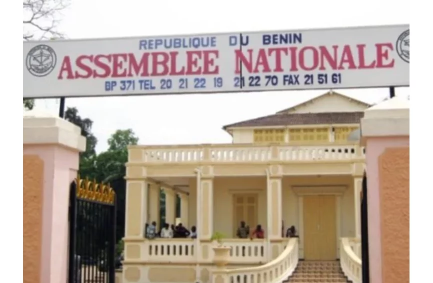 Bénin : les députés adoptent la révision de la constitution et optent pour la création du Sénat