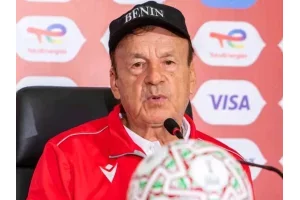 CAN 2025 : le Onze de Gernot Rohr face au Botswana