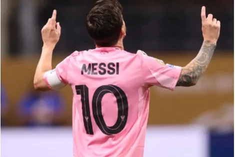 CDM des clubs : sur un coup-franc splendide, Lionel Messi offre la victoire à l'Inter Miami face à Porto !