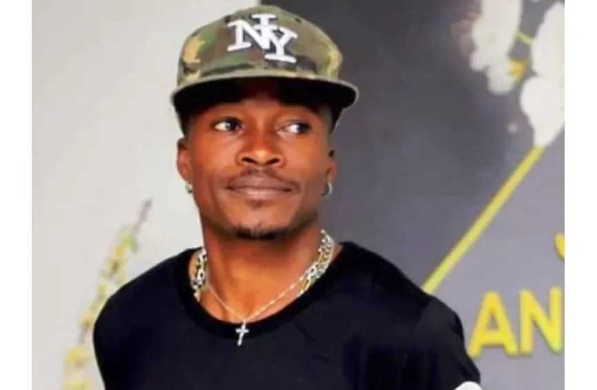 Arrestation de Debordo Leekunfa : une demande pressante de Emma Dobré et DJ Lewis