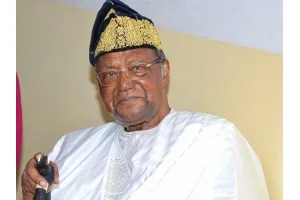 Tentative de Coup d'Etat au Bénin : Nicéphore Soglo brise le silence et appelle à l'unité nationale