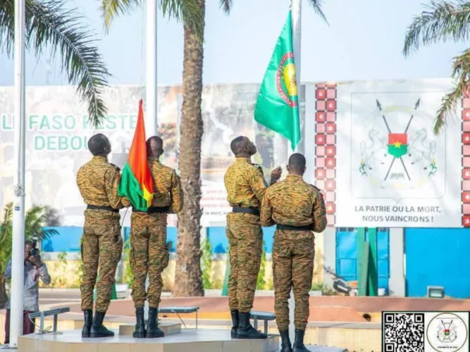 Diplomatie : la tentative de coup d'état au Bénin au cœur d'un sommet des pays de l'AES