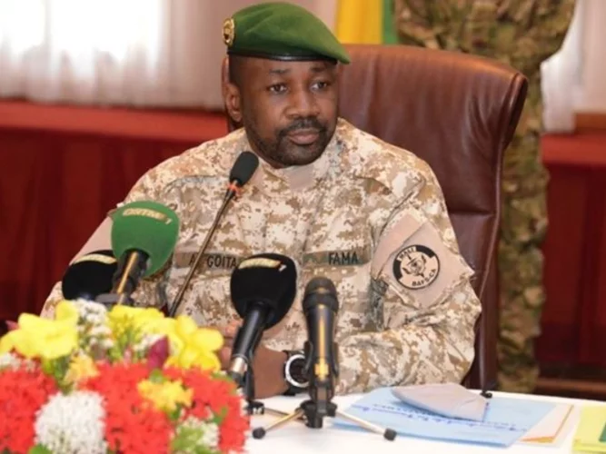 Au Mali, Jeune Afrique suspendu pour « apologie du terrorisme »