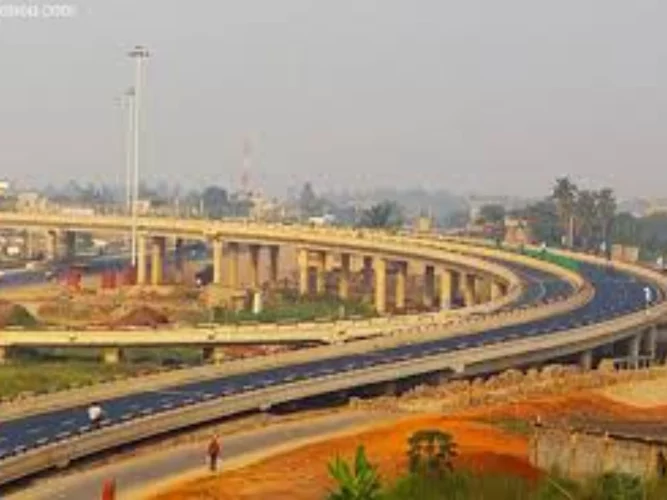 Bénin : le gouvernement annonce des travaux d'entretien de la section de route Échangeur Godomey-Akassato
