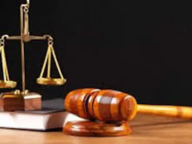 Bénin : à Abomey-Calavi, un homme vole de l'argent et dissimule une partie dans son anus 