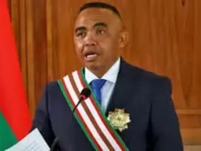 Madagascar : la nomination de 04 figures de l'ancien régime dans le nouveau gouvernement fait polémique