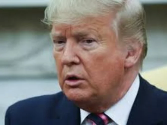 Donald Trump interdit l'accès aux USA à ces 12 pays à partir du 9 juin 2025 
