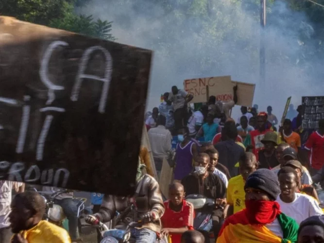 Officiel au Cameroun : les violences post-électorales font 16 morts et plus de 800 arrestations