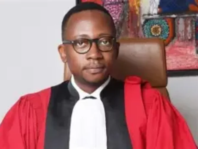 Arrestation de Kemi Seba : le Procureur Spécial de la Criet Mario Metonou prend la parole