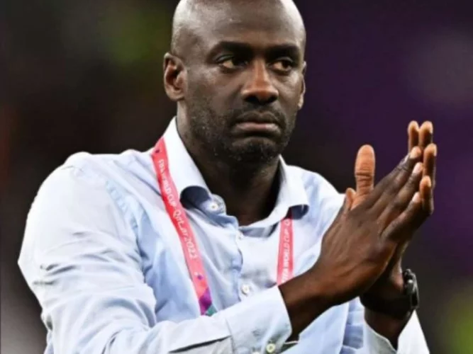 Football : à 70 jours de la Coupe du monde, le Ghana limoge son sélectionneur