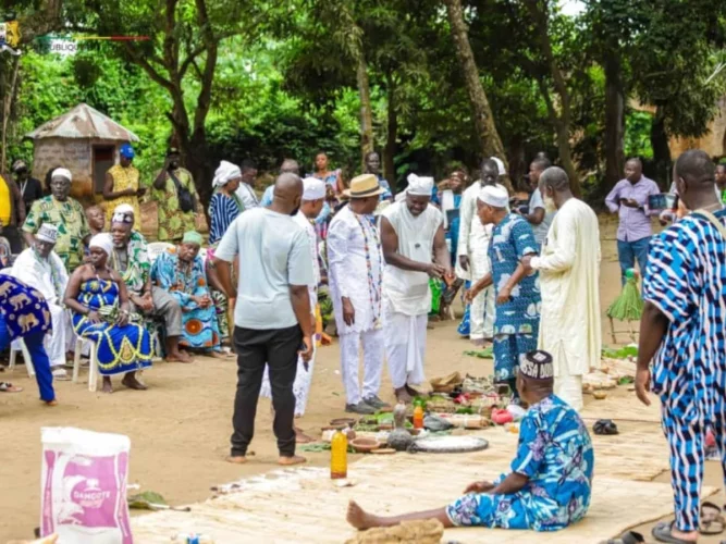 Vodun Days 2026 : Les rituels du Tofâ exécutés dans la forêt sacrée de Kpassè 