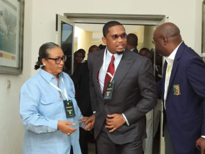 Cameroun : Samuel Eto'o réélu à la tête de la FECAFOOT malgré les tensions avec le ministère des Sports