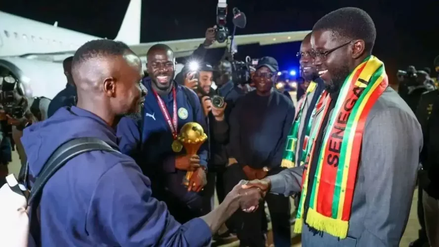CAN 2025 : Bassirou Diomaye Faye offre 75 millions FCFA et un terrain de 1 500 mètres carrés à chaque joueur