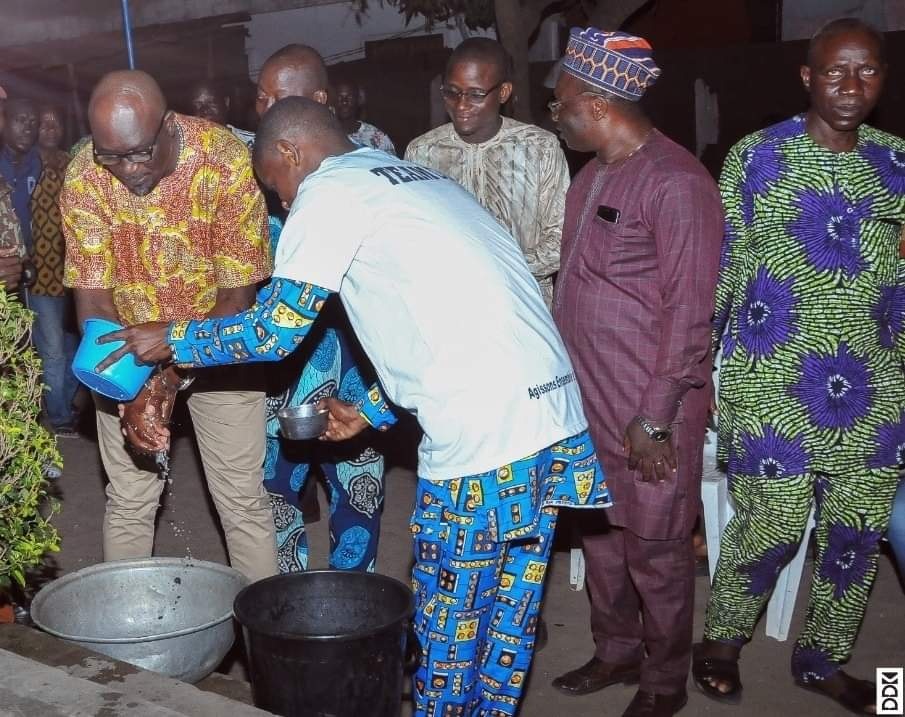 Une séance de lavage des mains pour impacter l'assistance Une séance de lavage des mains pour impacter l'assistance