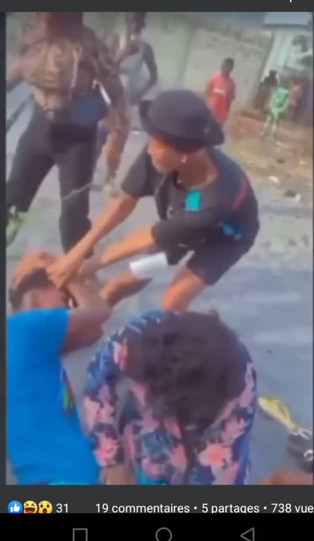séance de correction de la jeune fille