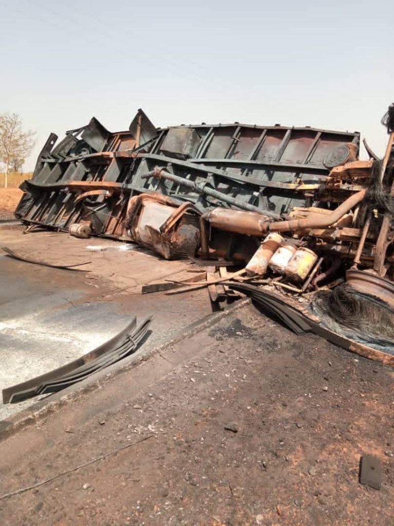 Bénin : deux (02) morts et plusieurs blessés dans un grave accident suivi d&rsquo;un incendie