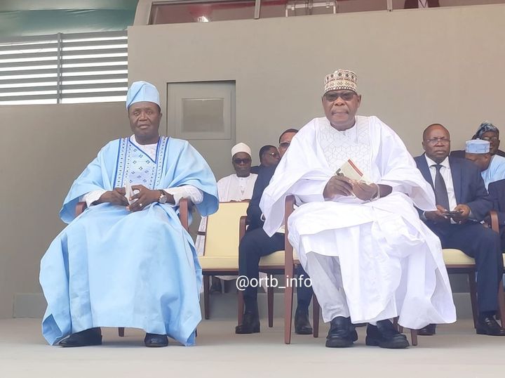 01-er-aout-yayi-et-soglo-presents-au-defile-militaire-et-paramilitaire.jpg
